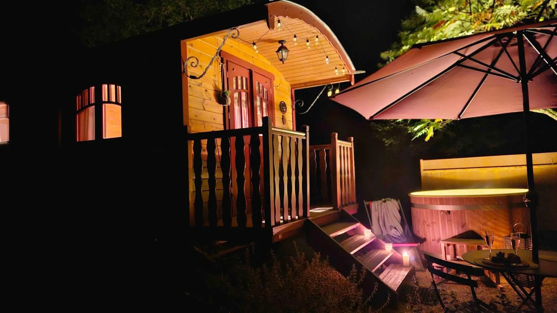 Le Roulottes Du Petit Gouffre De Padirac Avec Spa Guest house