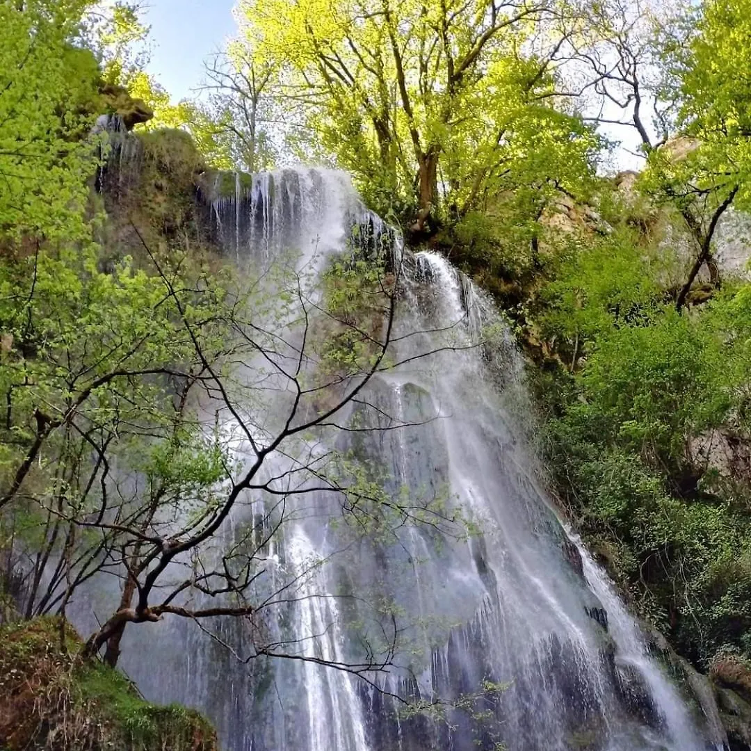 Le Roulottes Du Petit Gouffre De Padirac Avec Spa 게스트하우스